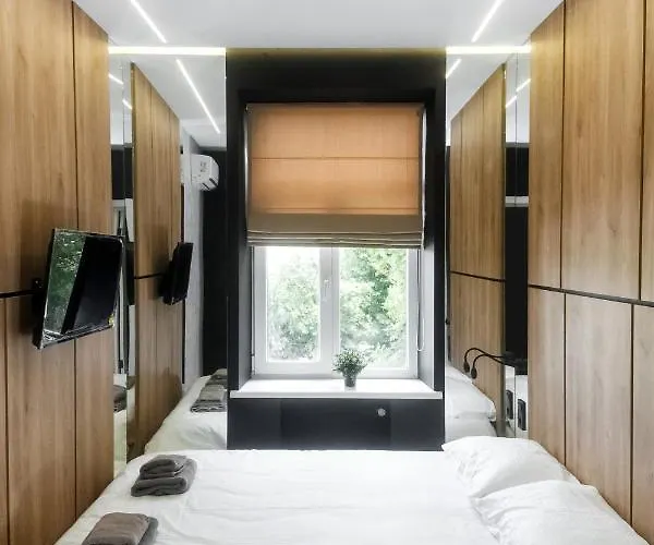 Vip центр львова джакузі камін площа ринок